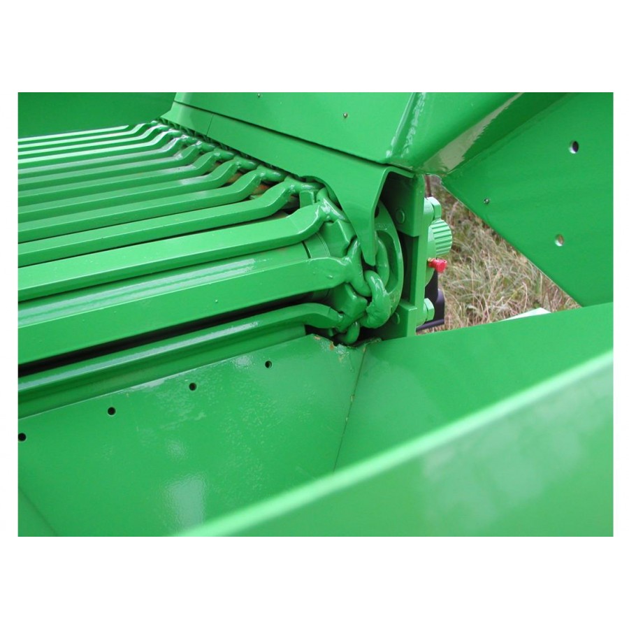 Gustrower High Capacity Fertiliser and Lime spreader