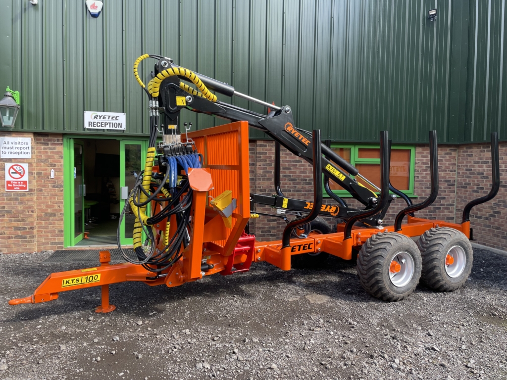 FETF Qualifying Timber Trailer and Forestry Crane